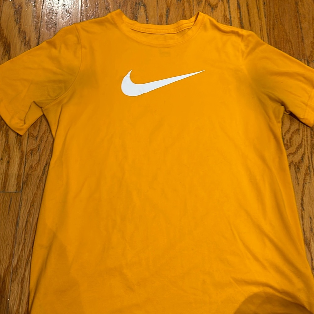 Nike Dri Fit Shirt Youth XL orange white swoosh used Boy girl unisex